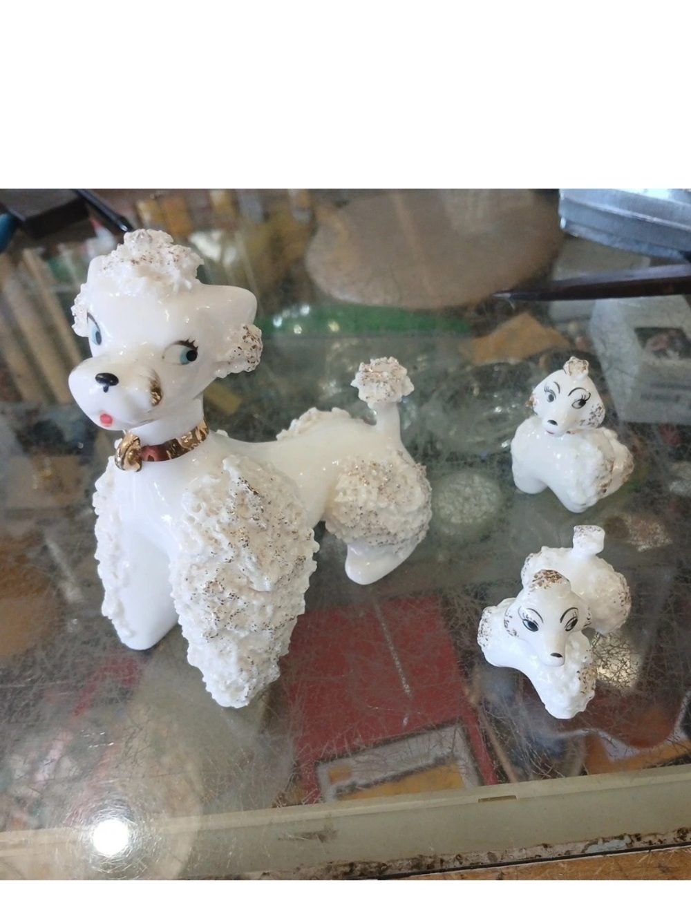 VINTAGE WHITE PORCELAIN PUFFY POODLE MOM AND PUPPIES - No CHAIN